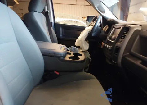 2015 Ram 1500 Express из США, поврежденный, VIN 1C6RR7FT6FS620685